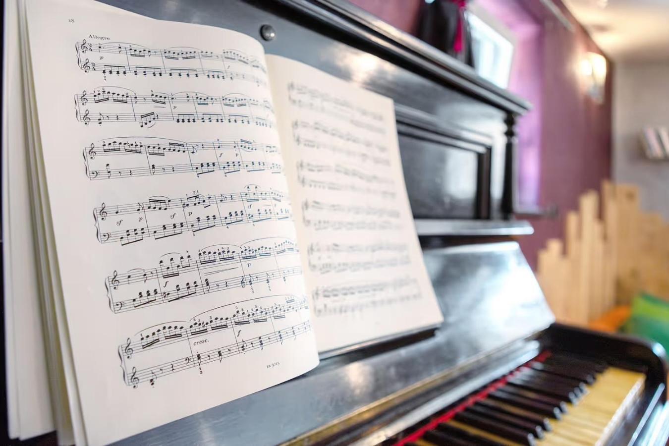 Maison De La Musique Cogne Ngoại thất bức ảnh