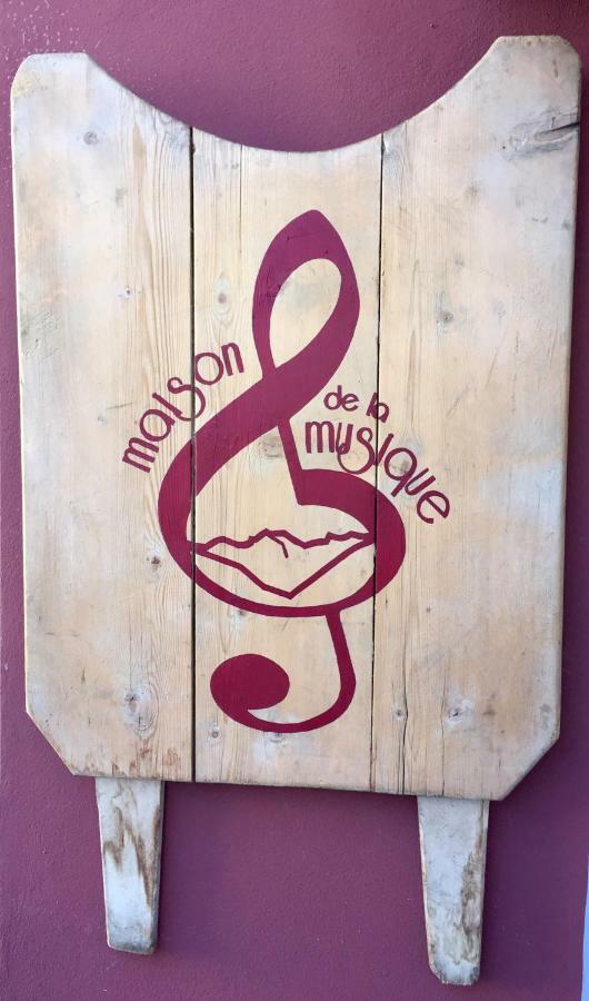 Maison De La Musique Cogne Ngoại thất bức ảnh
